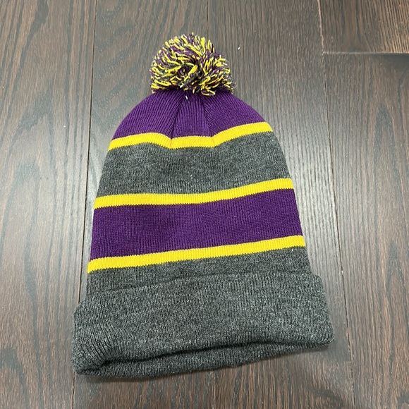 LAURIER Knit Beanie with Pom Pom - Picture 2 of 2